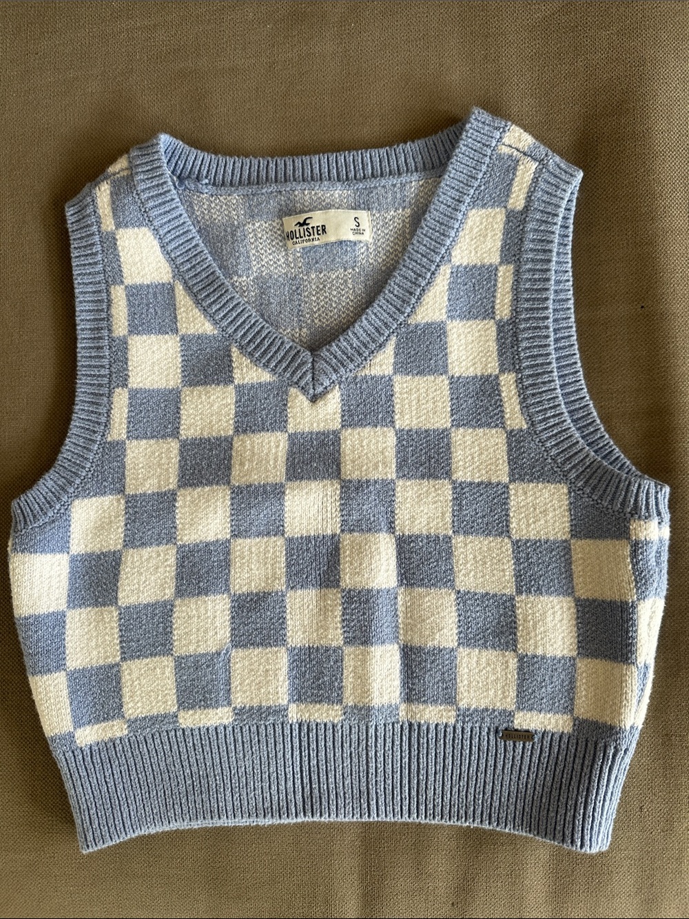 Hollister Checkerboard Knit Vest in Light Blue and Cream Small